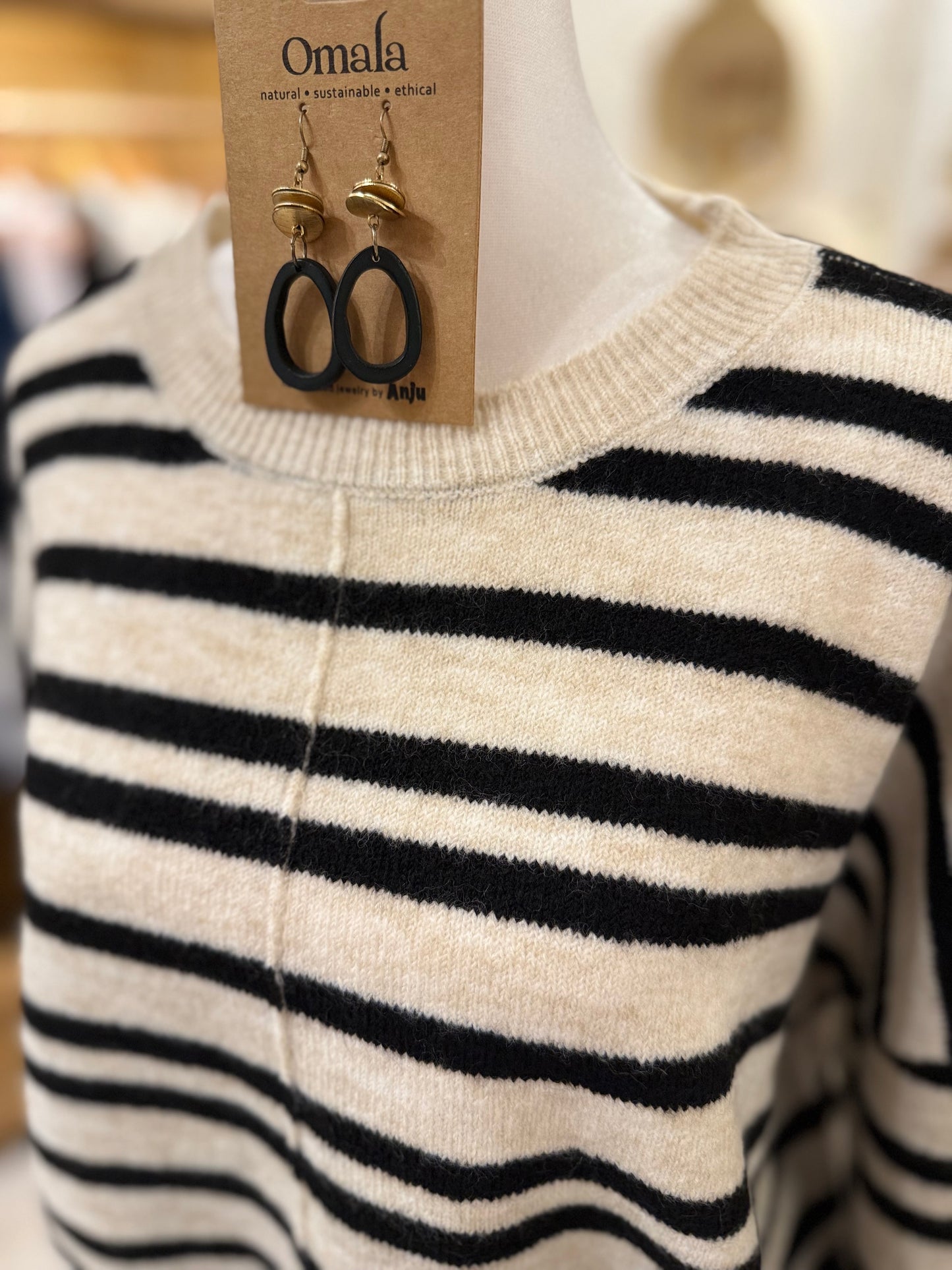 Striped Sweater (black/cream)