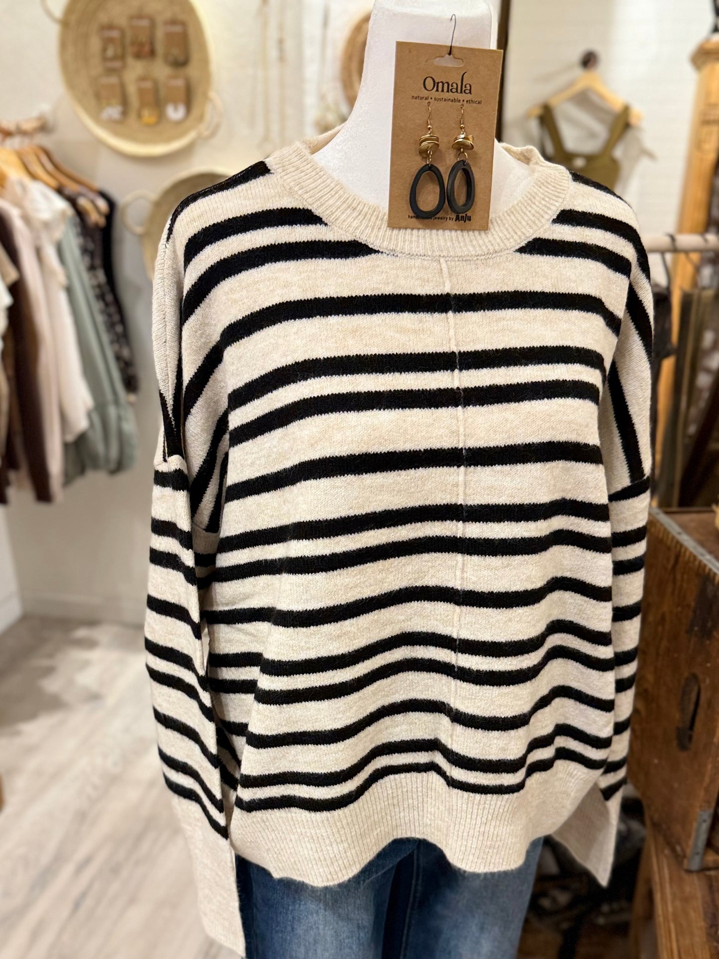 Striped Sweater (black/cream)
