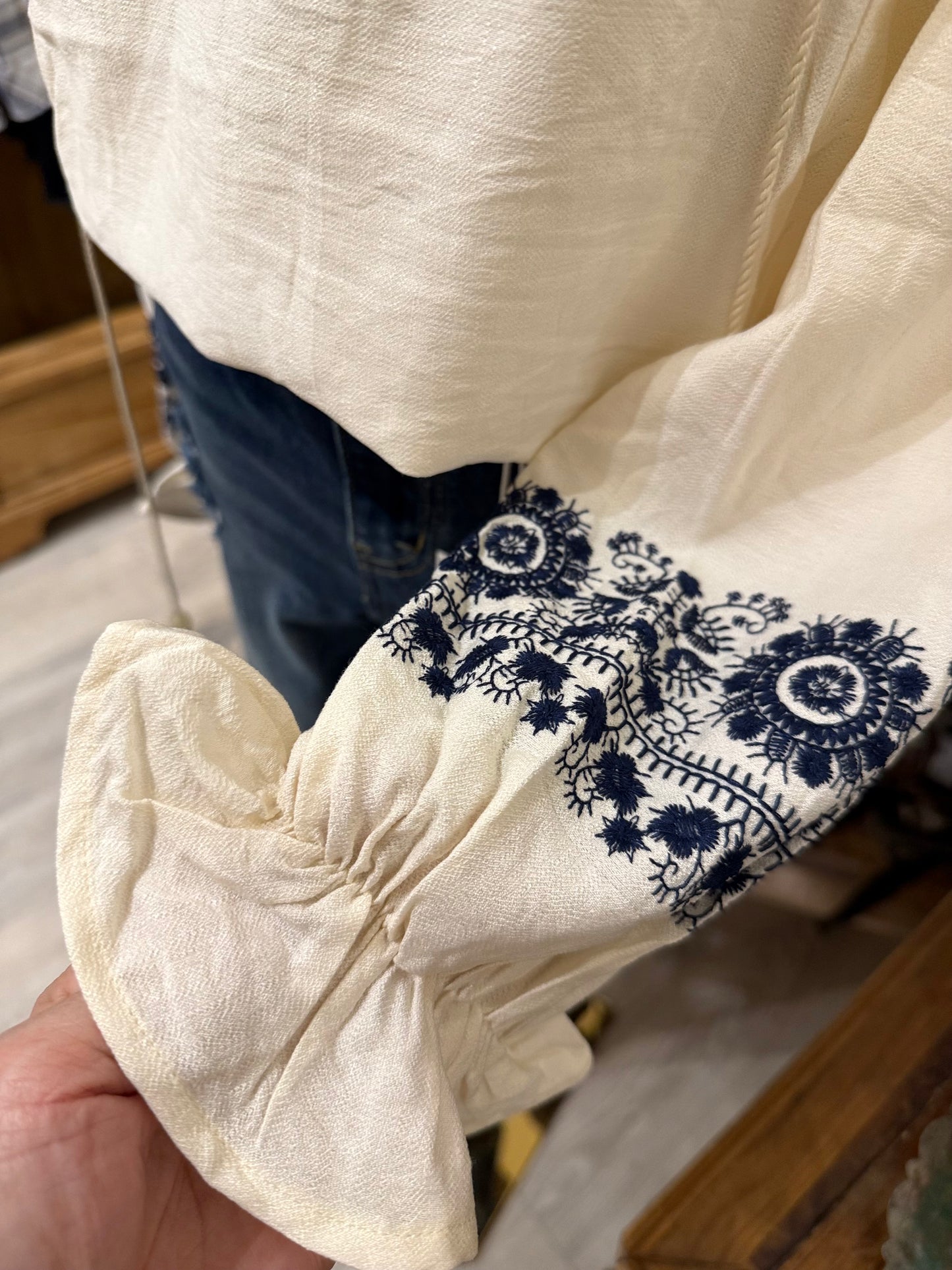 Embroidered Blouse (ivory)
