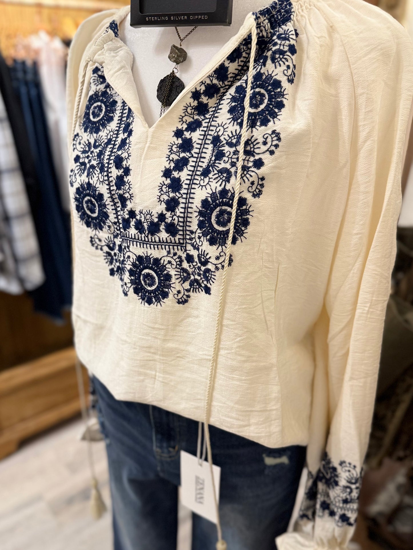 Embroidered Blouse (ivory)